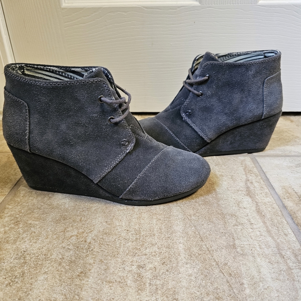 TOMS Grey Suede Booties size 9.5